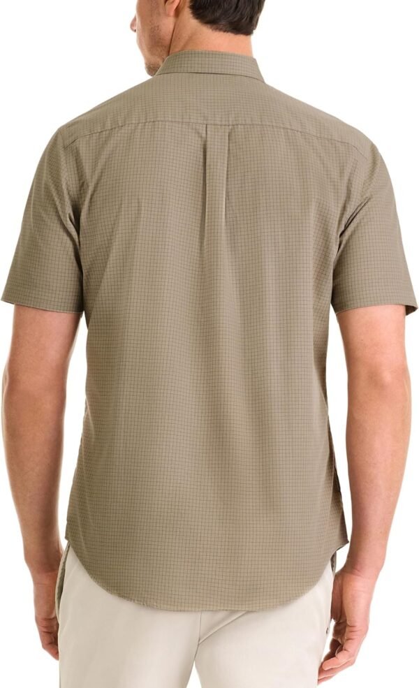 Van Heusen Men's Wrinkle Free Short Sleeve Button Down ... - Image 3