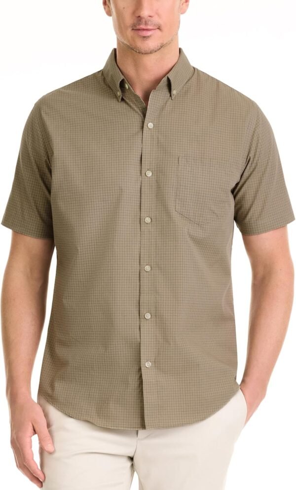 Van Heusen Men's Wrinkle Free Short Sleeve Button Down ... - Image 2